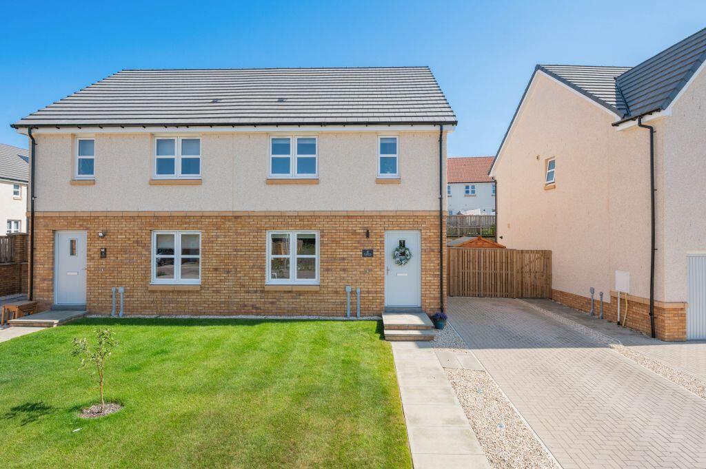 Main image of property: 6 Ben Lomond Drive, East Calder, EH53 0UN