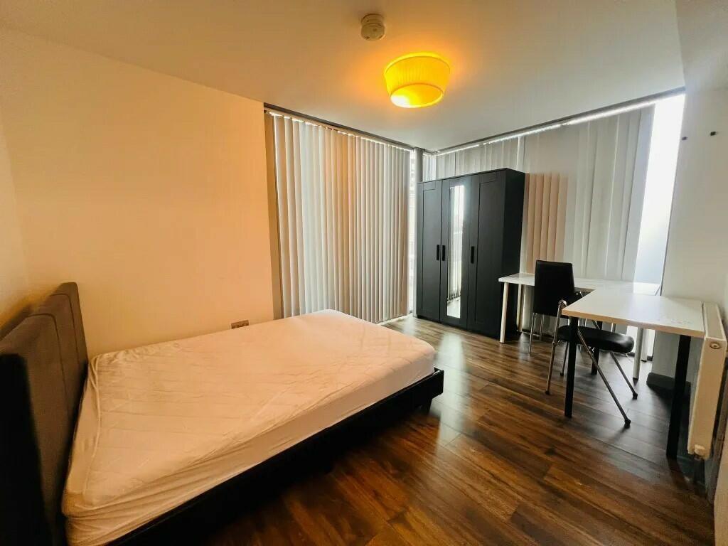 Main image of property: Raven Row, London, E1