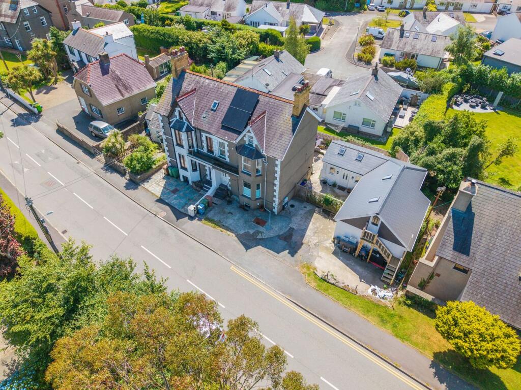 Main image of property: Llanbedrog, Pwllheli, LL53
