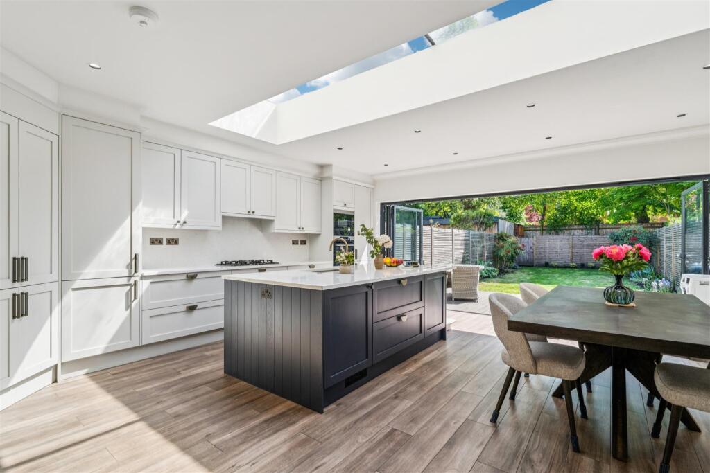 Main image of property: Wendell Road, London, W12