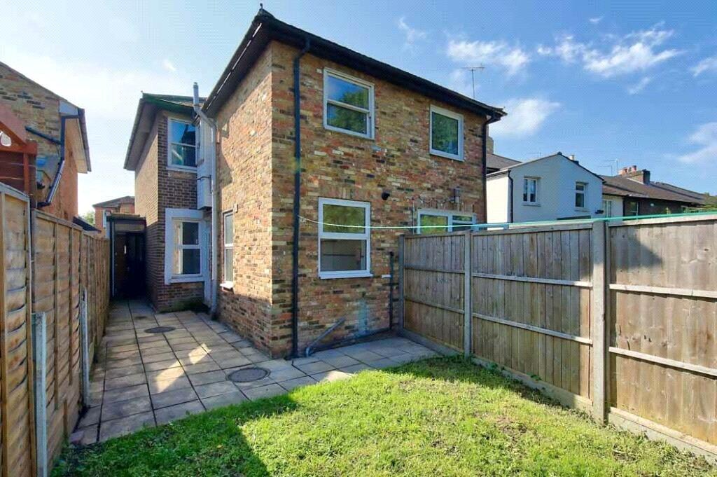 Hawks Road, Kingston, KT1 photo 3