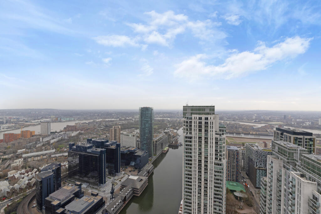 Apartment in London, St John's Estate, Isle of Dogs - View 5