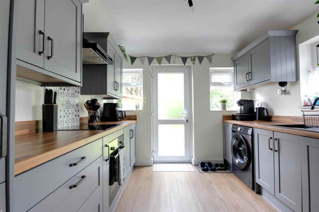 House in Hull, Kingston upon Hull - View 4