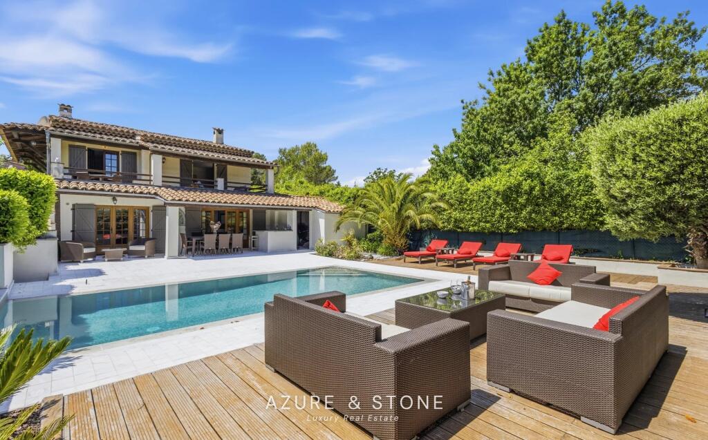 Main image of property: Provence-Alps-Cote d`Azur, Alpes-Maritimes, Valbonne