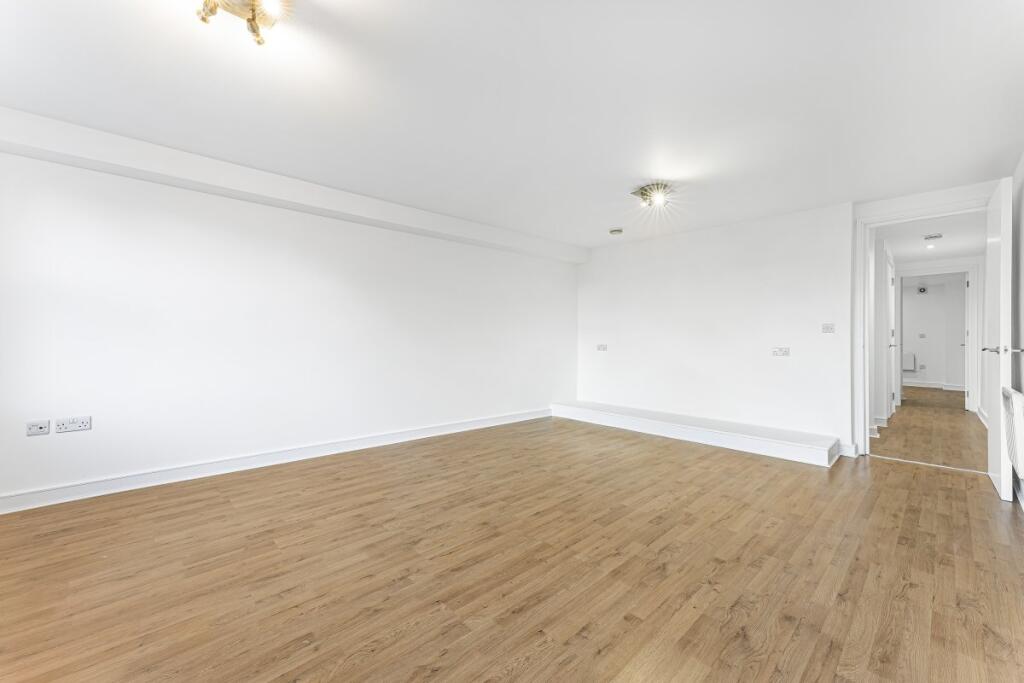 Apartment in London - View 2