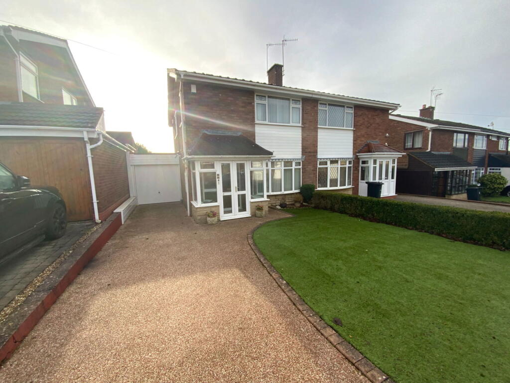 Ashville Drive, Halesowen, B63 3SD, Halesowen
