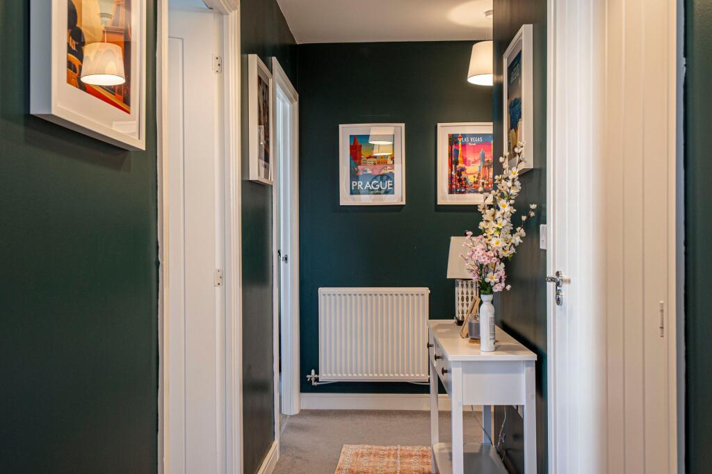 Apartment in Salisbury - More