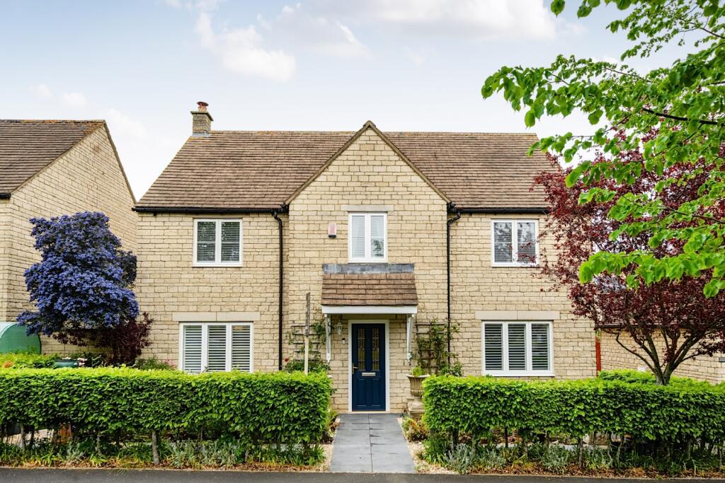 Main image of property: Bluebell Way, Carterton, Oxfordshire, OX18