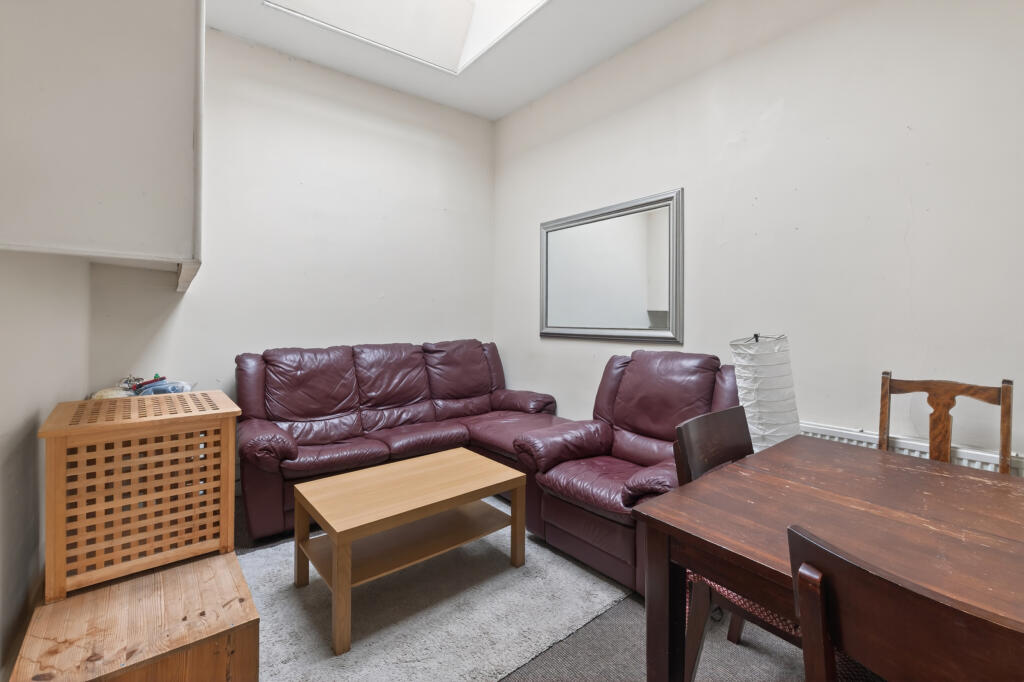 Apartment in Edinburgh, Marchmont - View 4