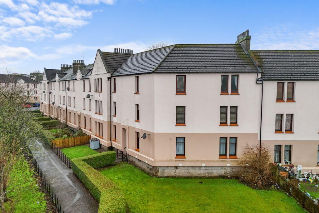 Main image of property: 16e, Moncur Crescent, Dundee, DD3 8AA