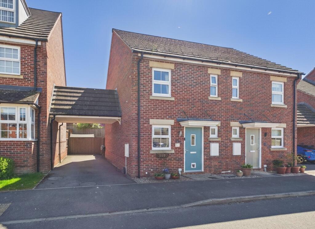 Main image of property: Kiln Avenue, Chinnor, Oxfordshire