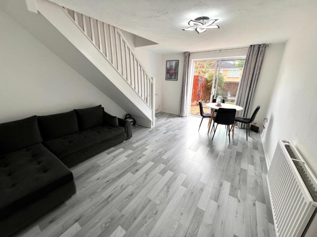 House in Upton, St Crispin's - View 2