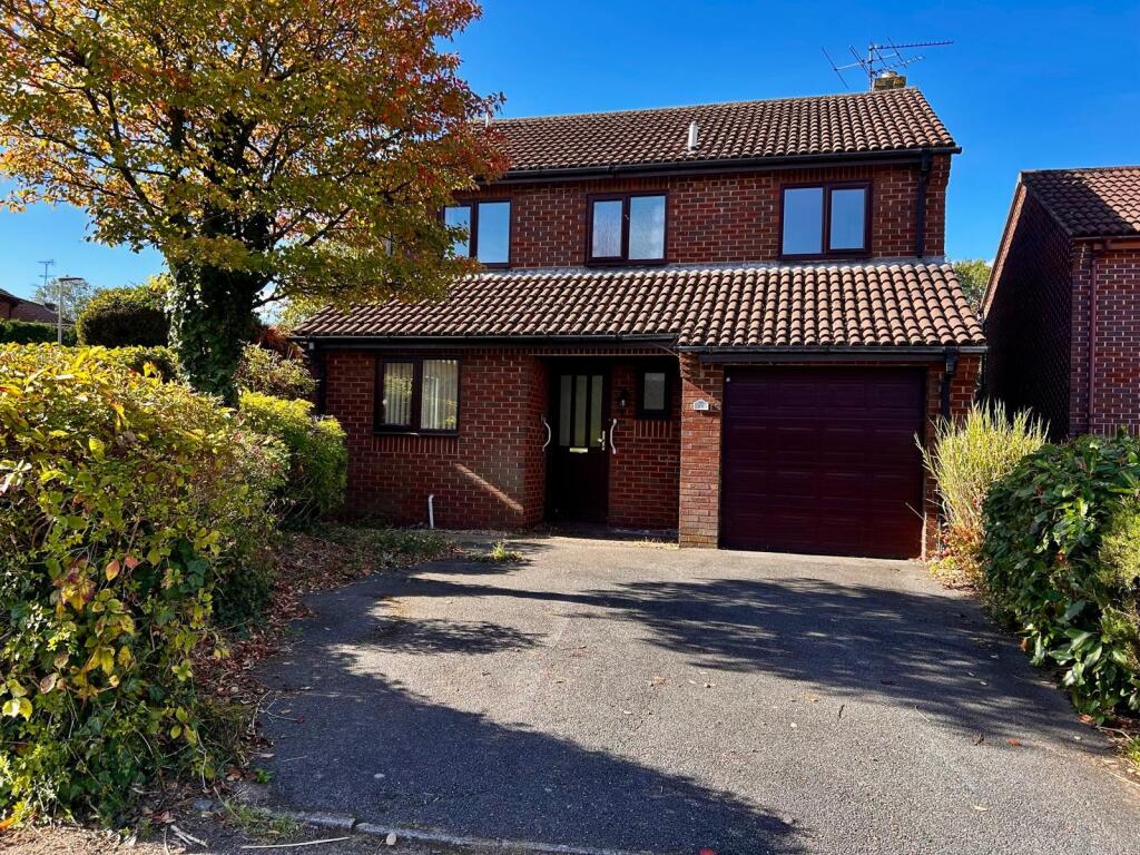 Main image of property: 101 Blackmore, Letchworth