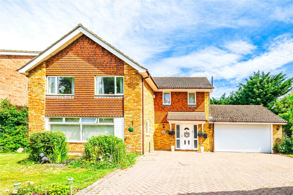 Main image of property: Branksome Close, Hemel Hempstead, Hertfordshire, HP2