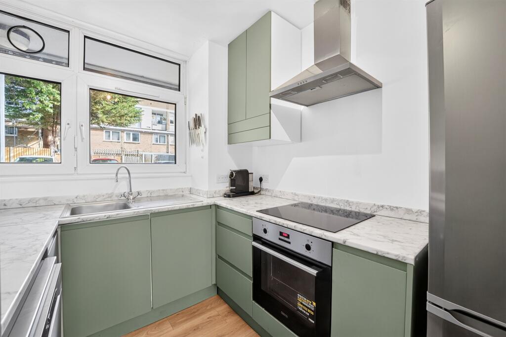 Apartment in London - View 2