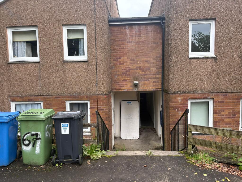 Apartment in Glasgow - View 2