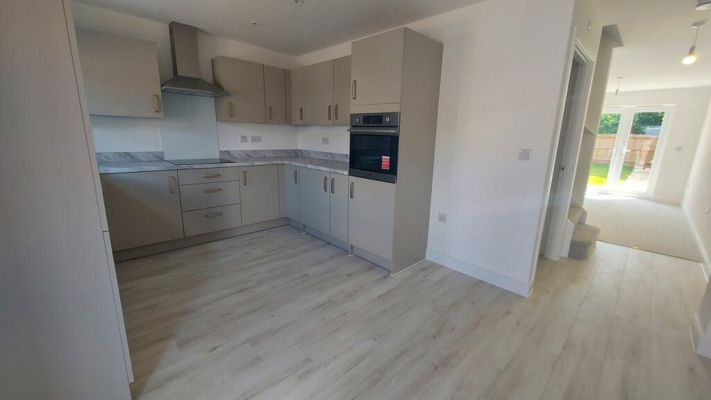 Orchard Way, Corby Glen, Grantham, NG33 photo 3