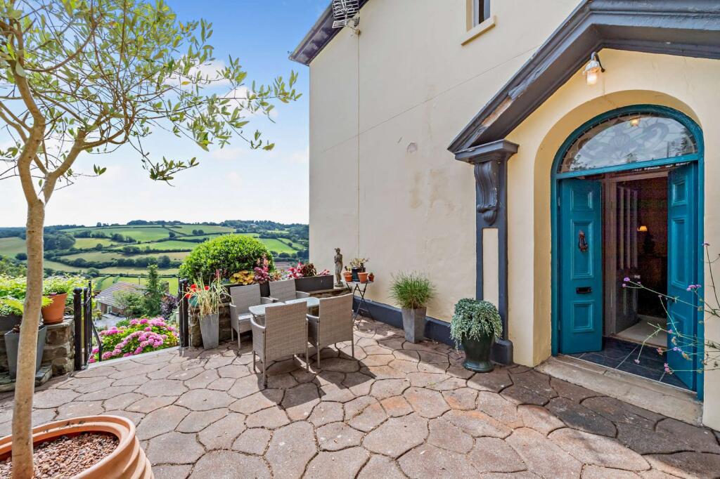House in Torridge, Great Torrington