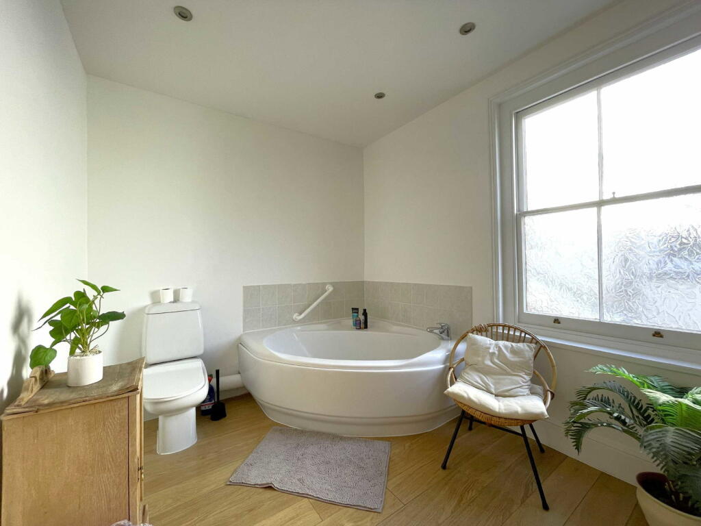 House in Portsmouth, Southsea - View 4