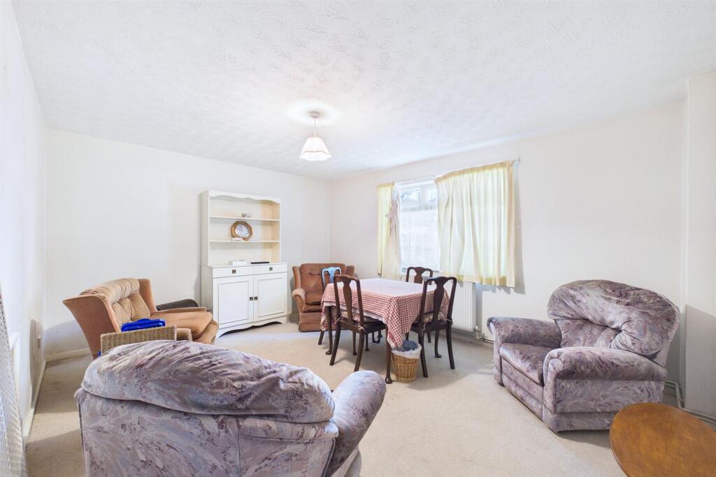 House in Peterborough - View 2