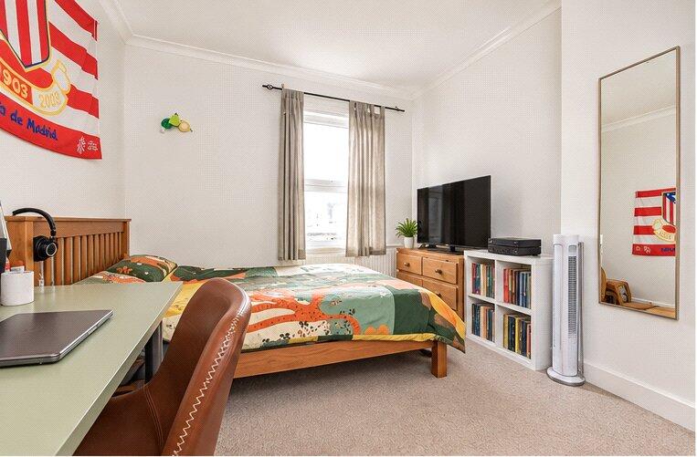 House in London - View 5