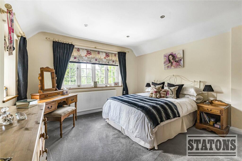 Additional image 18 of Upland Drive, Brookmans Park, Hatfield, Hertfordshire, AL9