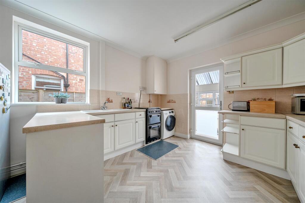Alfred Street, Cherry Orchard, SY2 5EX photo 4