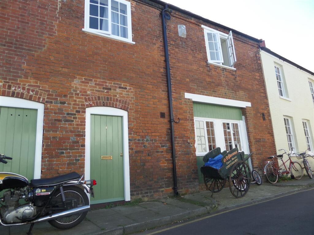 Main image of property: 6 The Old Oast, Canterbury - Ref 3264