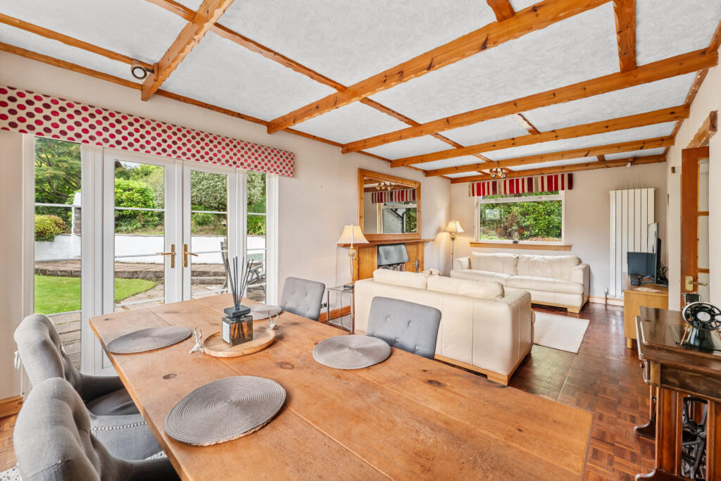 2 Waulkmill Cottages, Waulkmill Lane, Duntocher,  G81 6AS photo 3