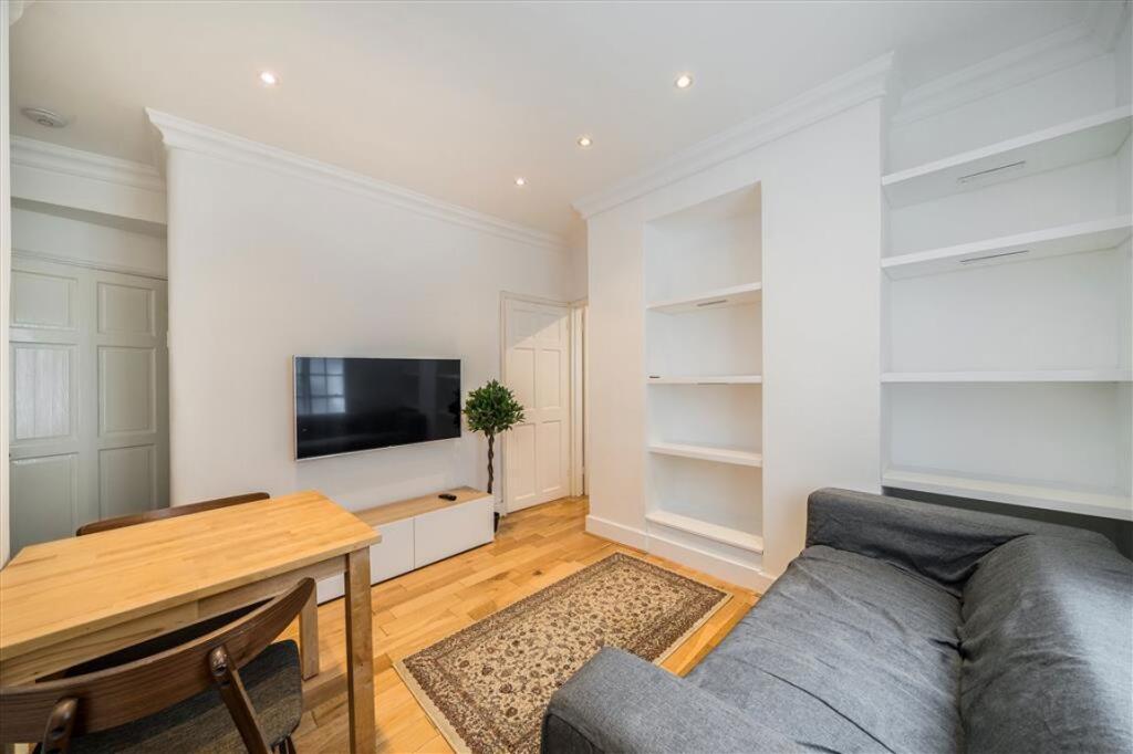Apartment in London - View 4