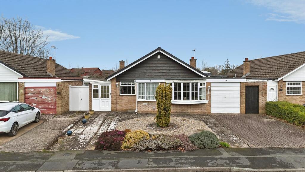 Main image of property: Mosspaul Close, Leamington Spa