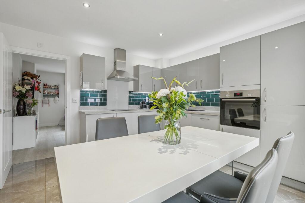 Peppermint End, Ampthill, MK45 photo 2