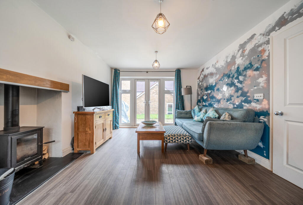 Main image of property: Kingscote Way, East Grinstead, West Sussex, RH19