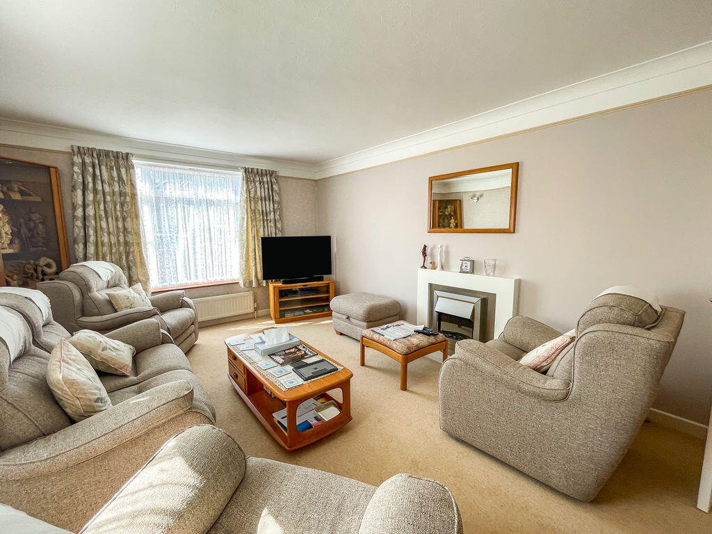 House in Southampton, Netley Hill, Hedge End - View 5