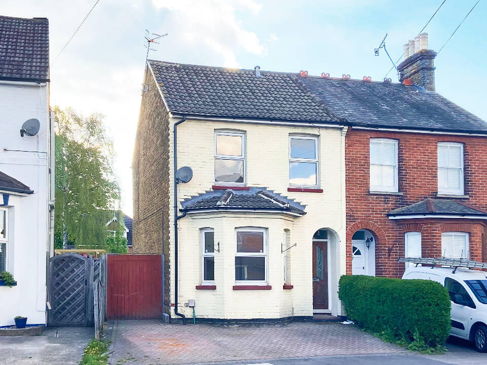 Main image of property: North Lane, Aldershot, Hampshire, 13 North Lane, Aldersh, GU12