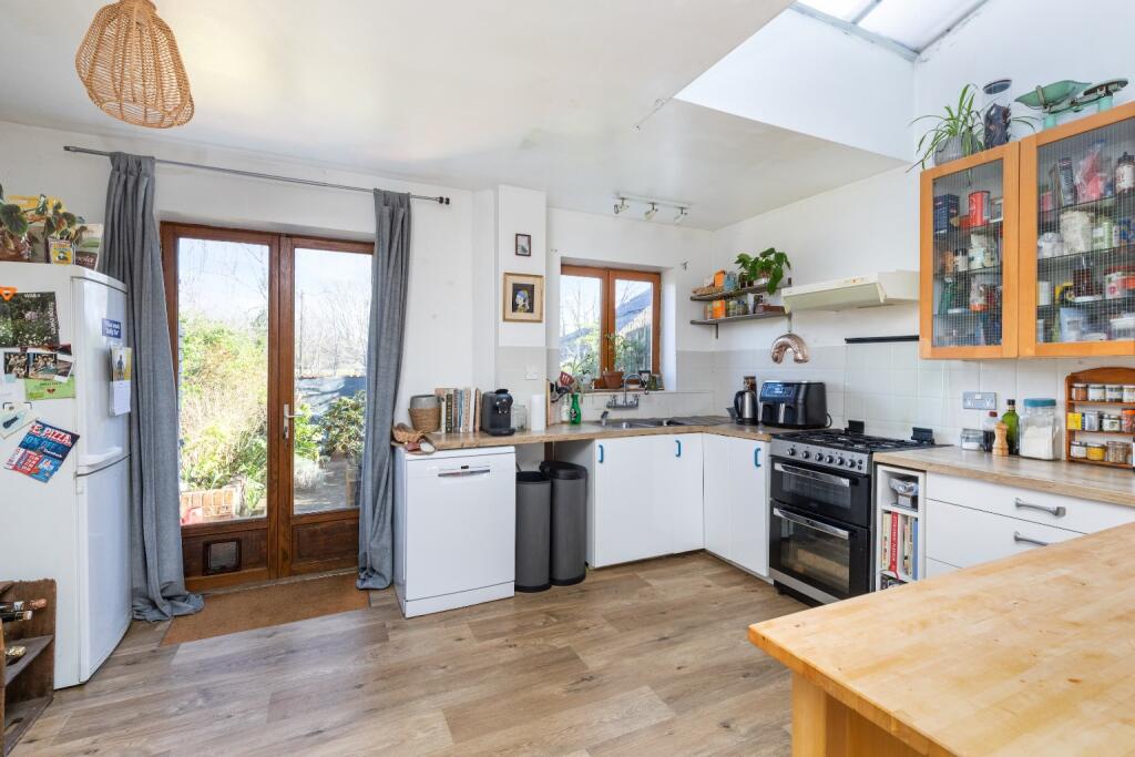 Corporation Villas, North Street, Lewes, East Sussex, BN7 2PJ photo 3