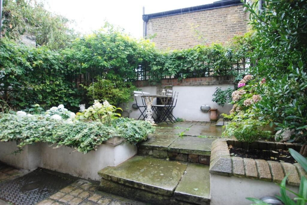 Main image of property: Painsthorpe Road, Stoke Newington