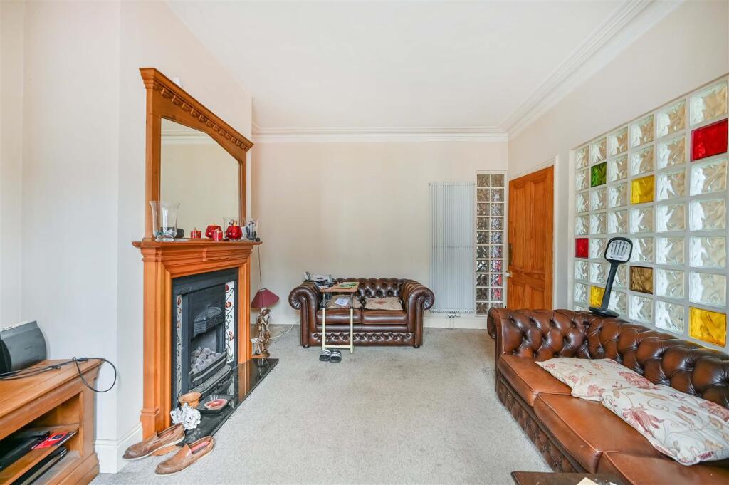 House in Reading - View 4