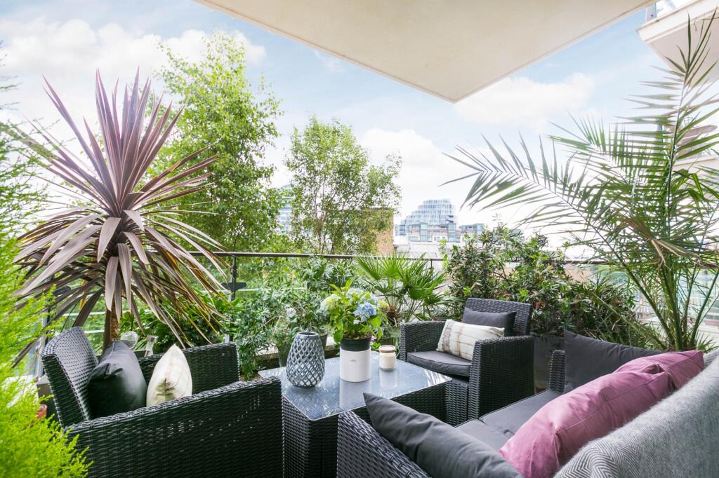 Apartment in London - View 2