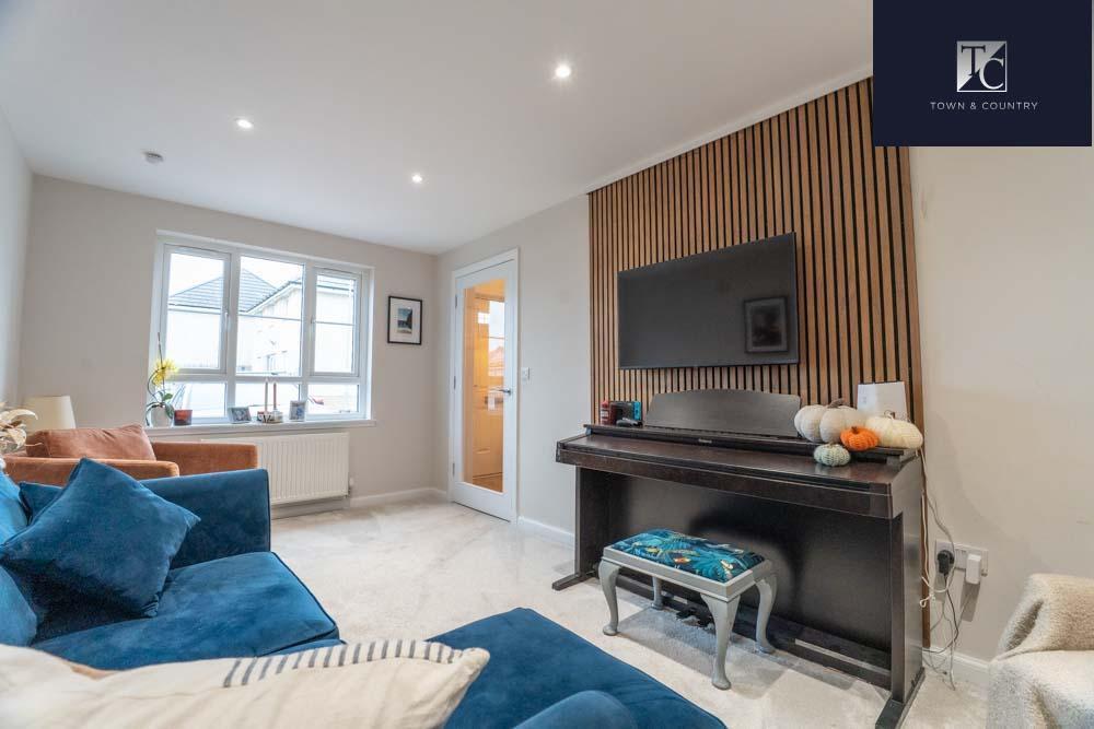 House in Kirkintilloch, Langmuir - View 4