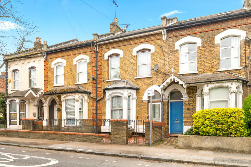 Main image of property: Hornsey Park Rd, Wood Green, Hornsey 