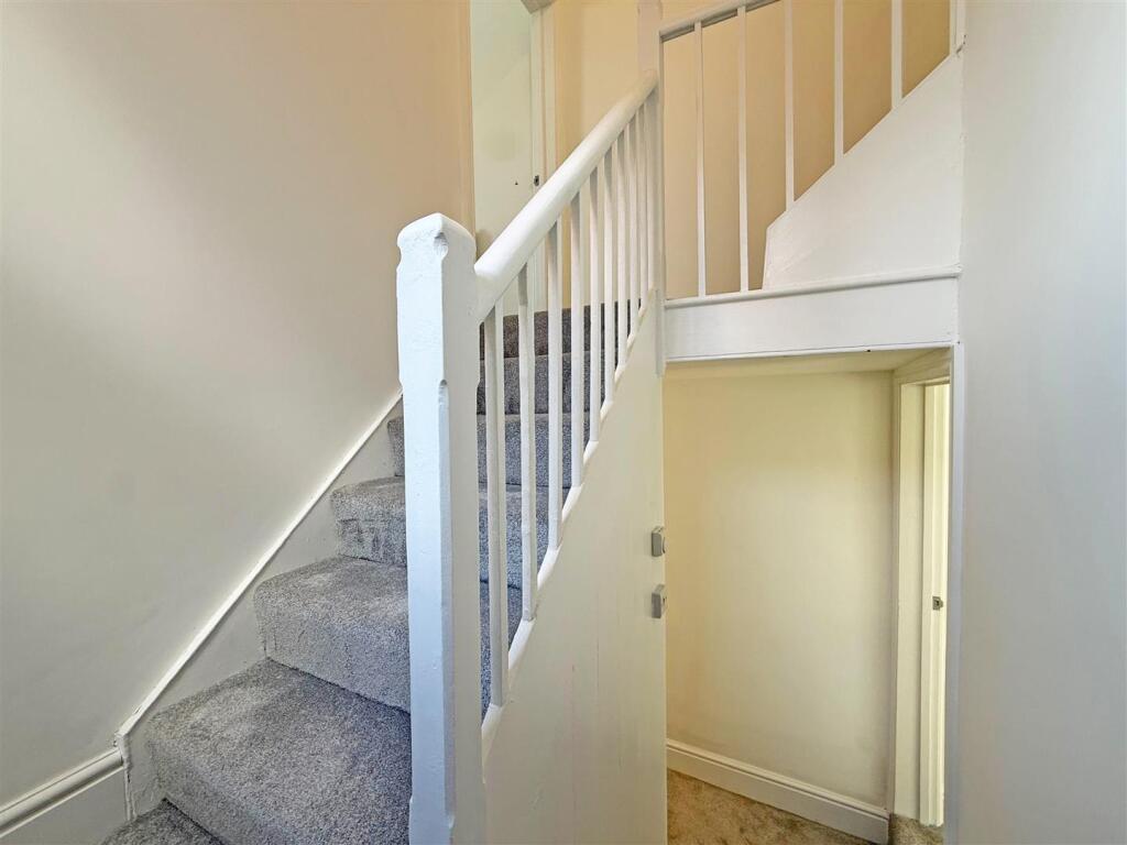 House in Shrewsbury, Shropshire - View 5