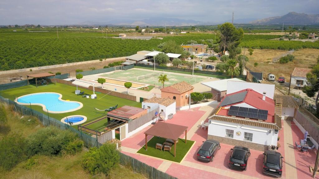 Main image of property: Valencia, Alicante, Benferri
