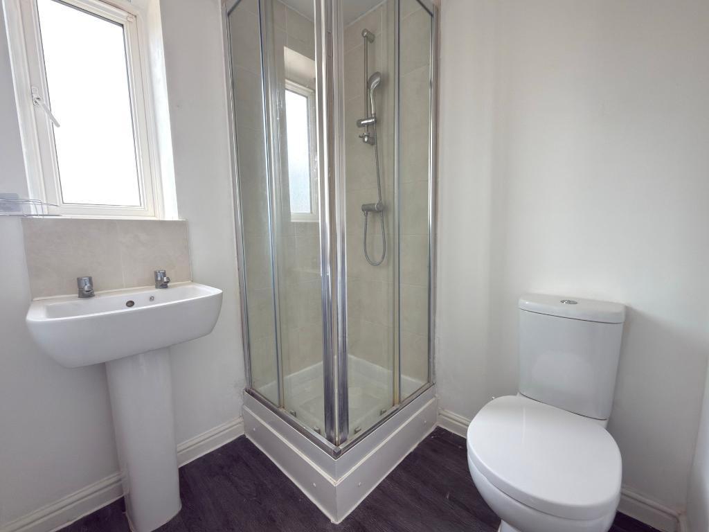 House in Luton - More