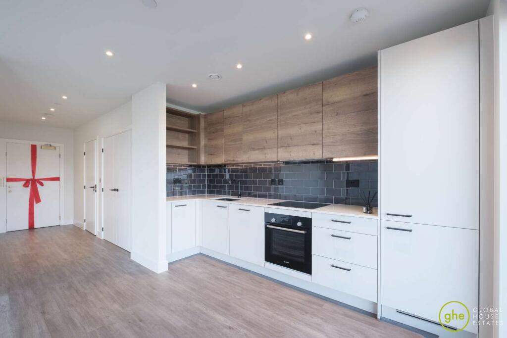 Main image of property: Curzon Wharf, Glasswater Locks, Birmingham