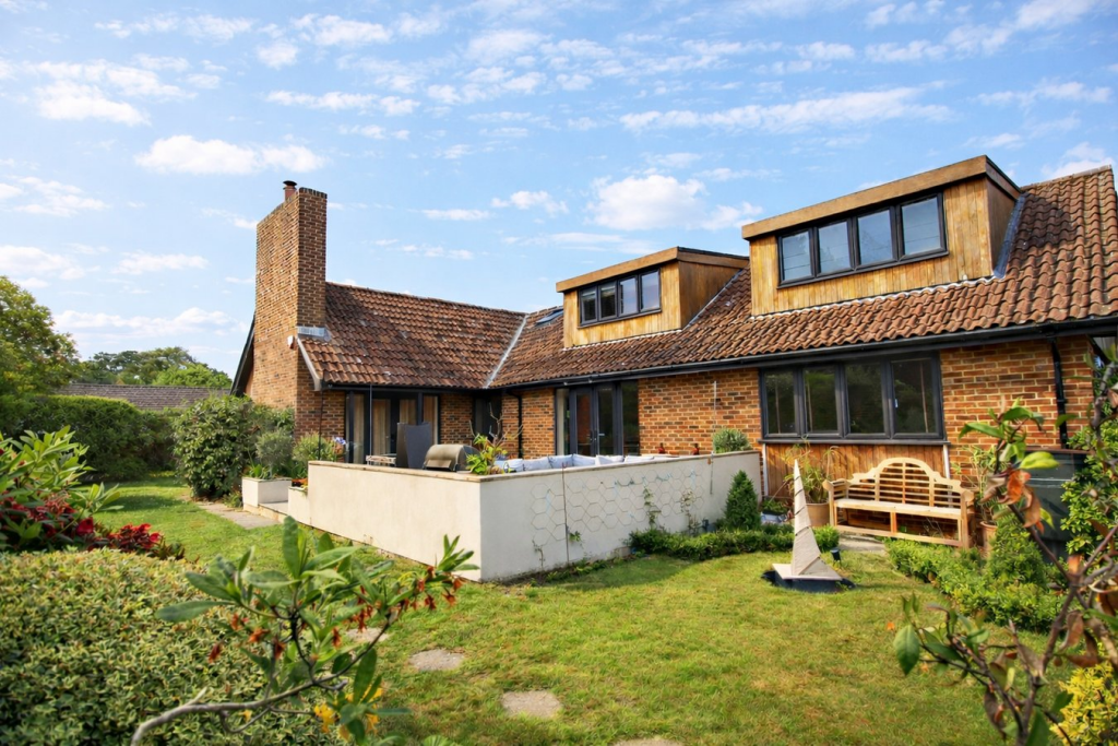 Main image of property: Oberfield Road, Brockenhurst, SO42