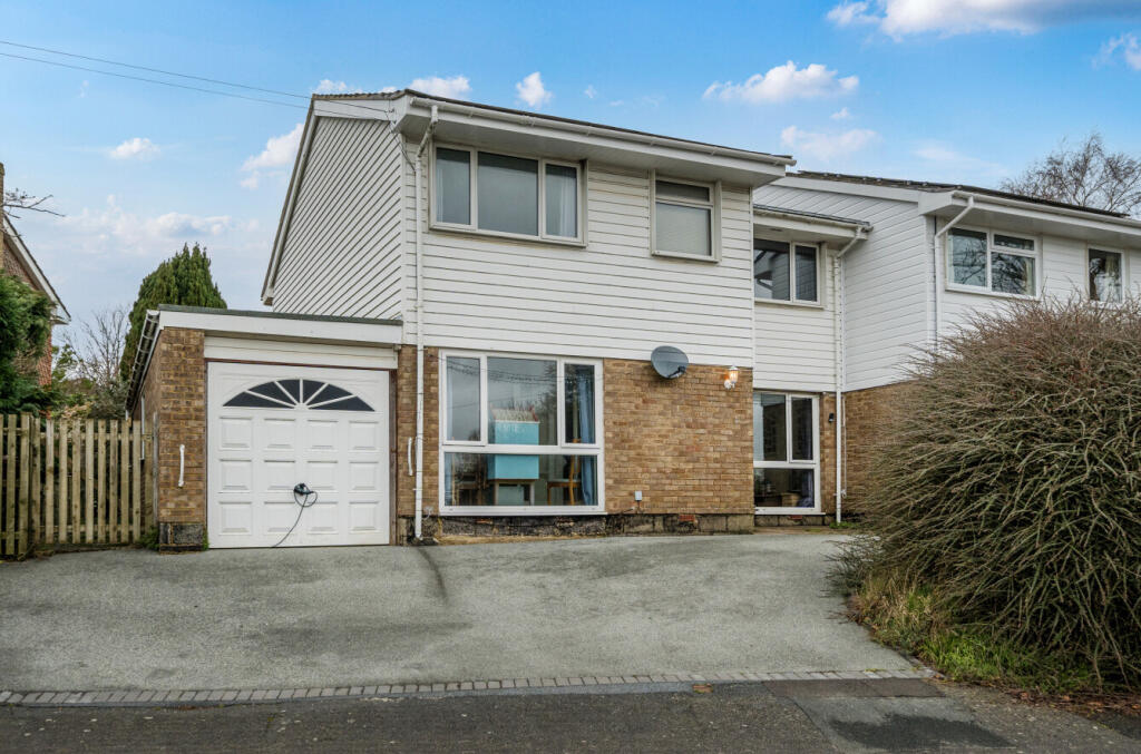 Main image of property: Priors Way, Winchester, Hampshire, SO22