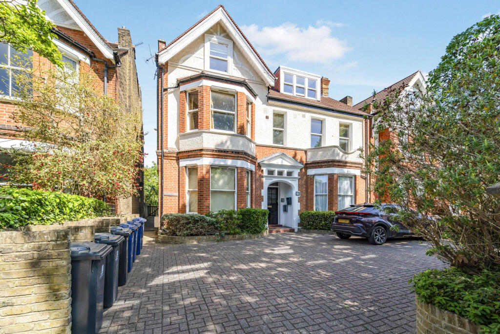 Main image of property: Woodville Gardens, London, W5