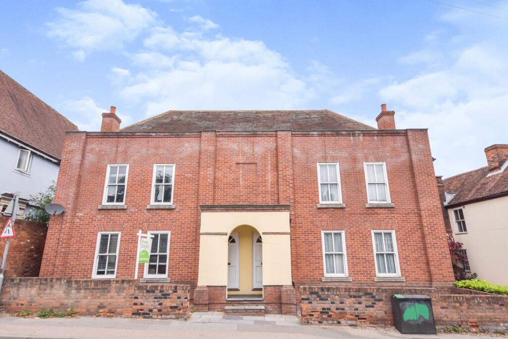 Main image of property: Hythe Hill, Colchester, CO1