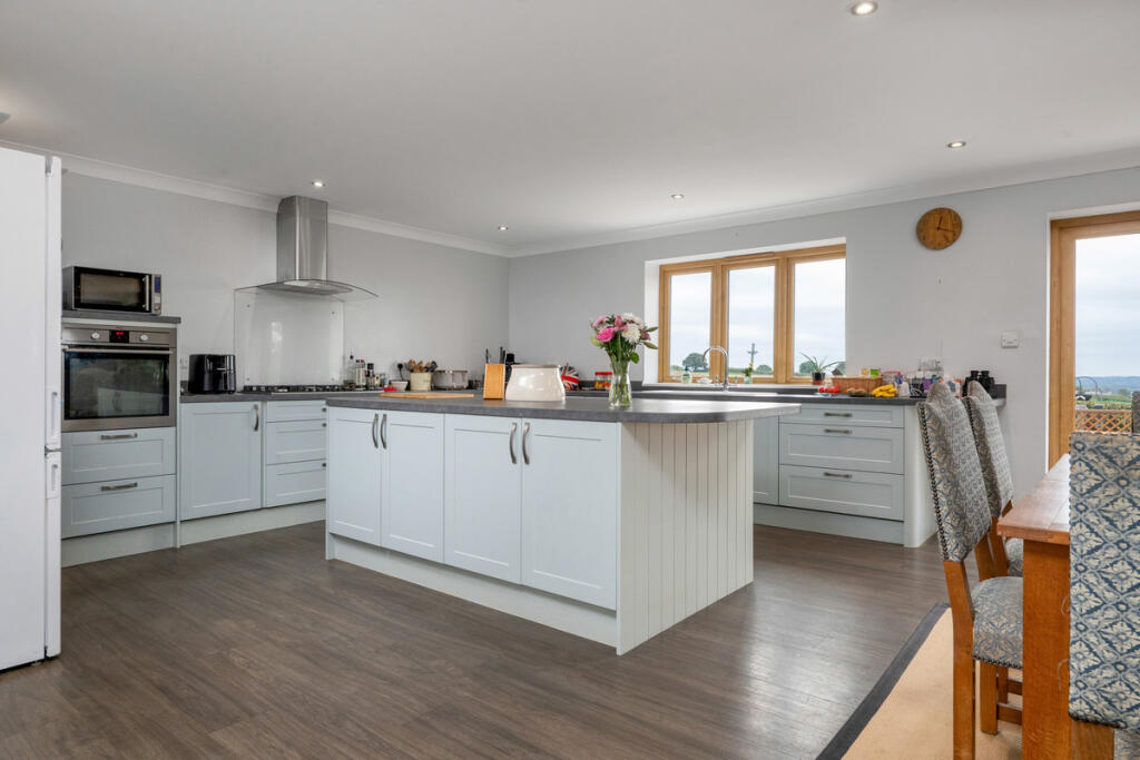 Bridle Road, Burton Joyce, NG14 photo 4